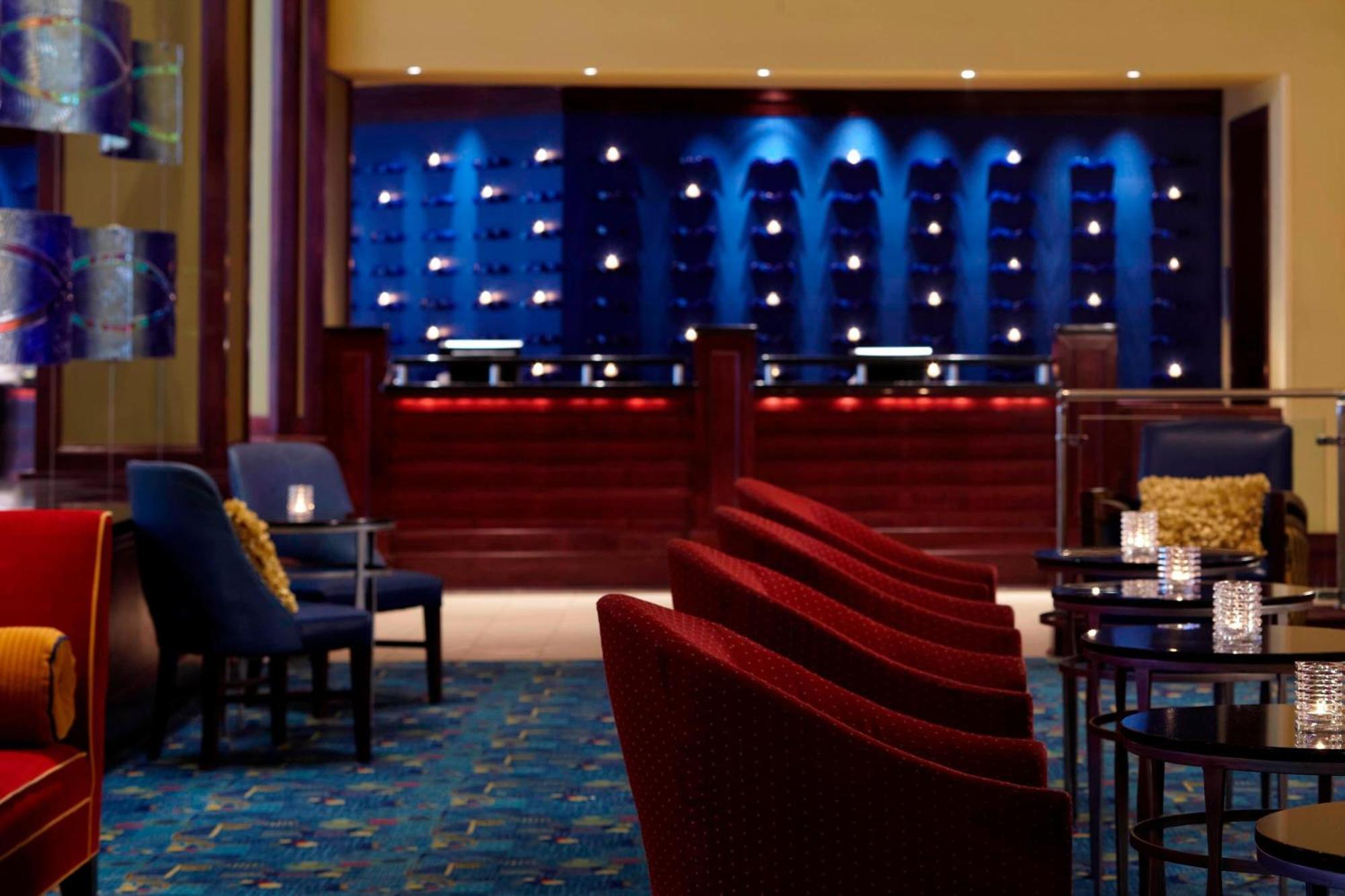 Renaissance Mobile Riverview Plaza Hotel Exteriör bild